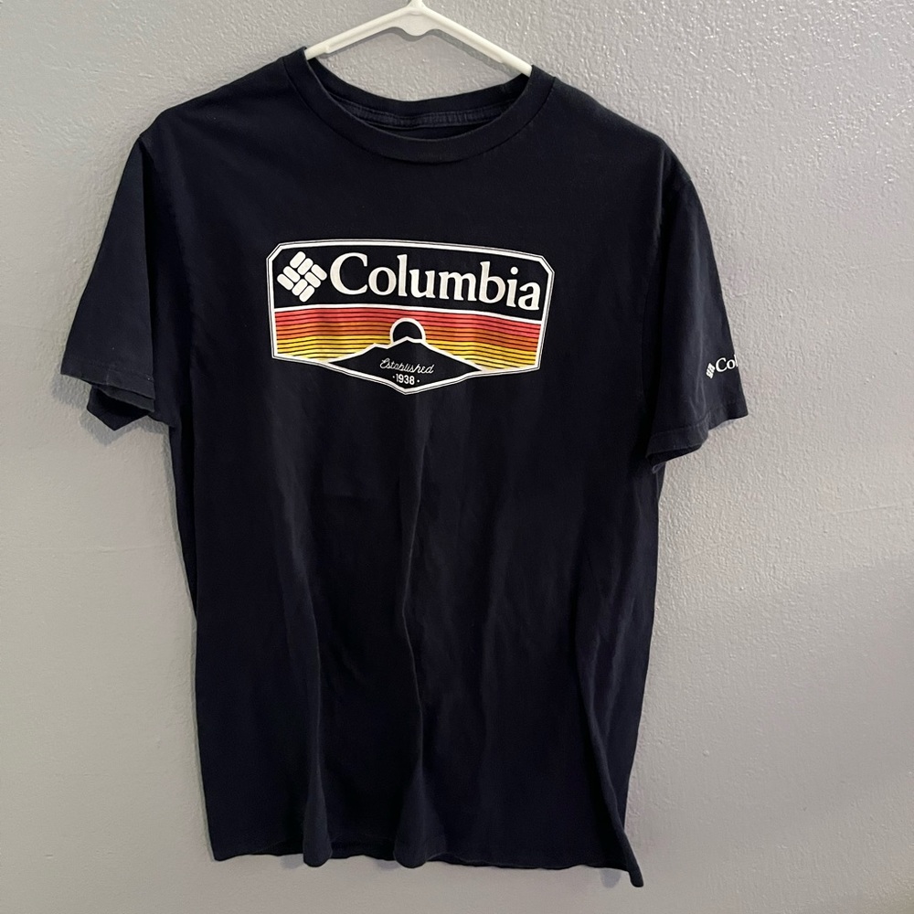columbia t shirt